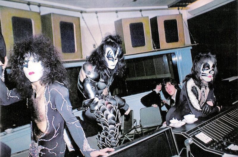 A 42 AÑOS: 20 DATOS POCO CONOCIDOS DE “DESTROYER”, EL LP CLAVE DE KISS