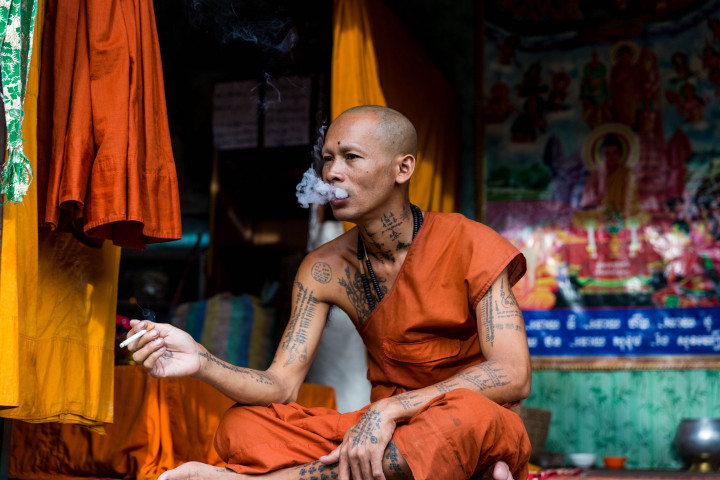 Monjes budistas en rehabilitación por consumo de estupefacientes