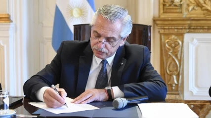 El Mandatario Argentino Fernández redoblará la seguridad para evitar femicidios