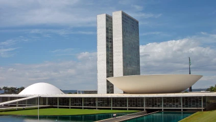 Polemica al rededor del congreso en Brasil