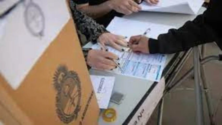 Los candidatos a la ciudad de Córdoba ya emitieron su voto