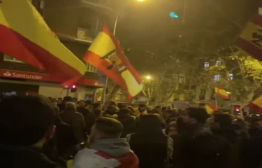 Cada vez son menos manifestantes en Ferraz, Madrid