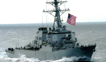Aumenta la tensión en el Medio Oriente y atacaron un buque de guerra de EE.UU.