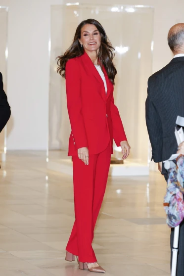 Cena de Nochebuena en el Palacio de la Zarzuela con la Reina Letizia: Tradición íntima y Menú