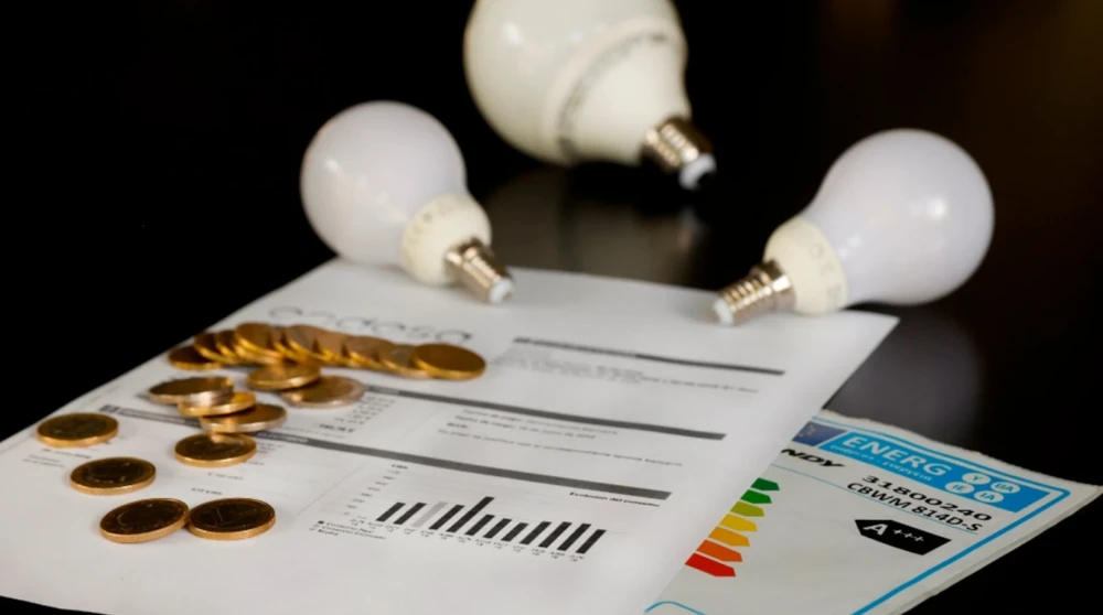 Aumento del Precio de la Luz: Causas, Impacto y Estrategias | Guía Completa
