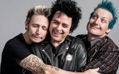Green Day presentó su nueva canción, ''One Eyed Bastard''